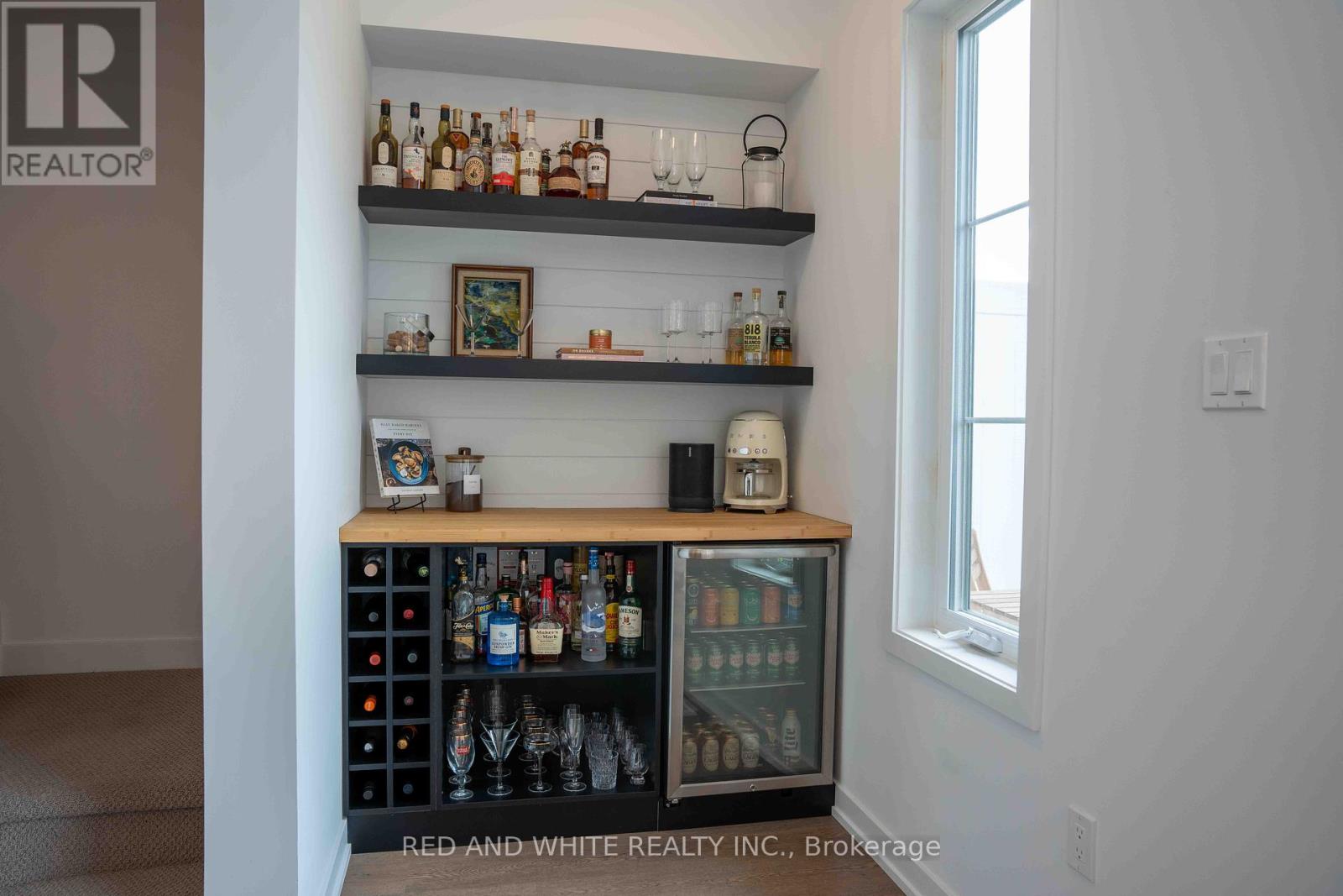 Photo 13 of 25 350 River Road, Cambridge ON