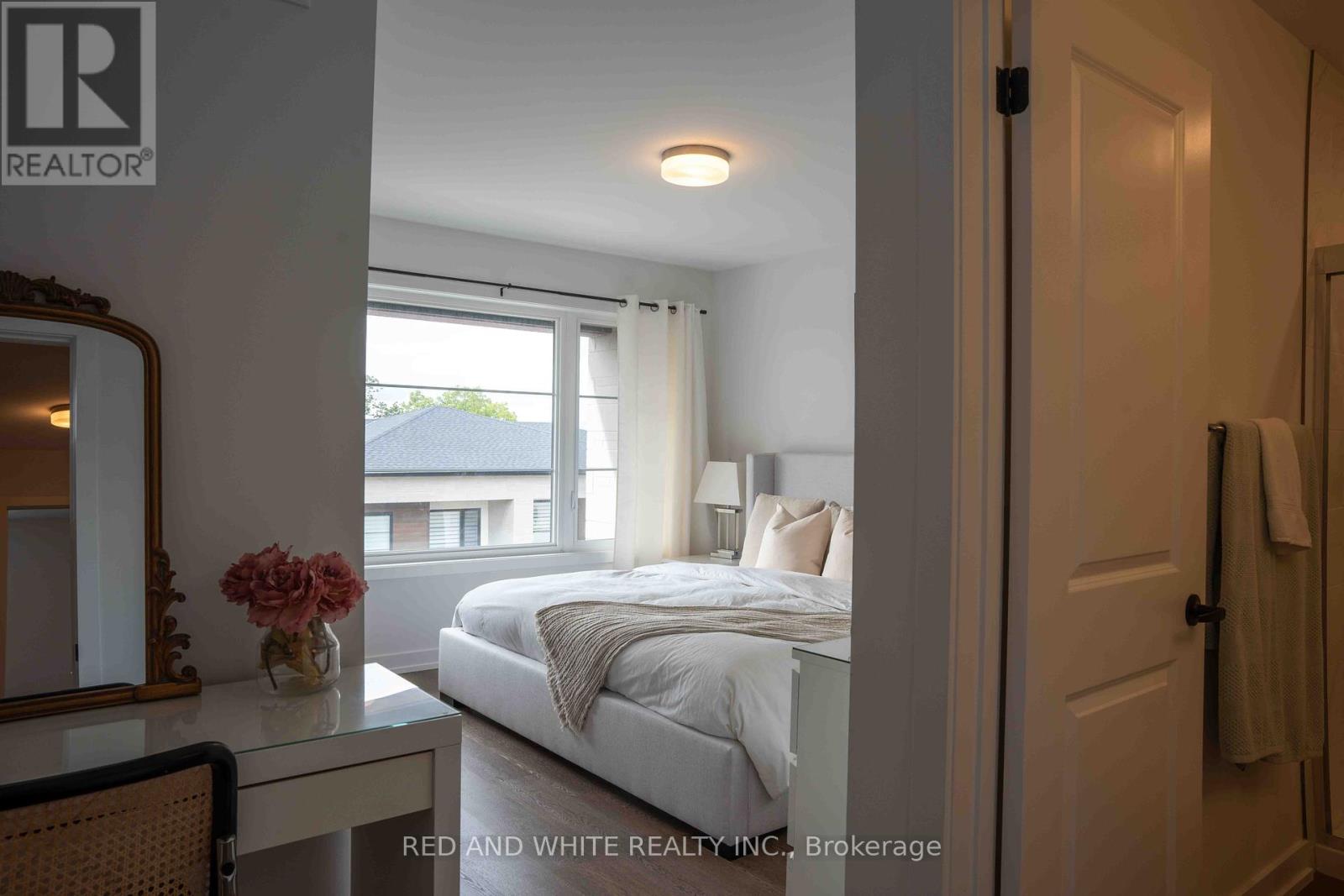 Photo 20 of 25 350 River Road, Cambridge ON