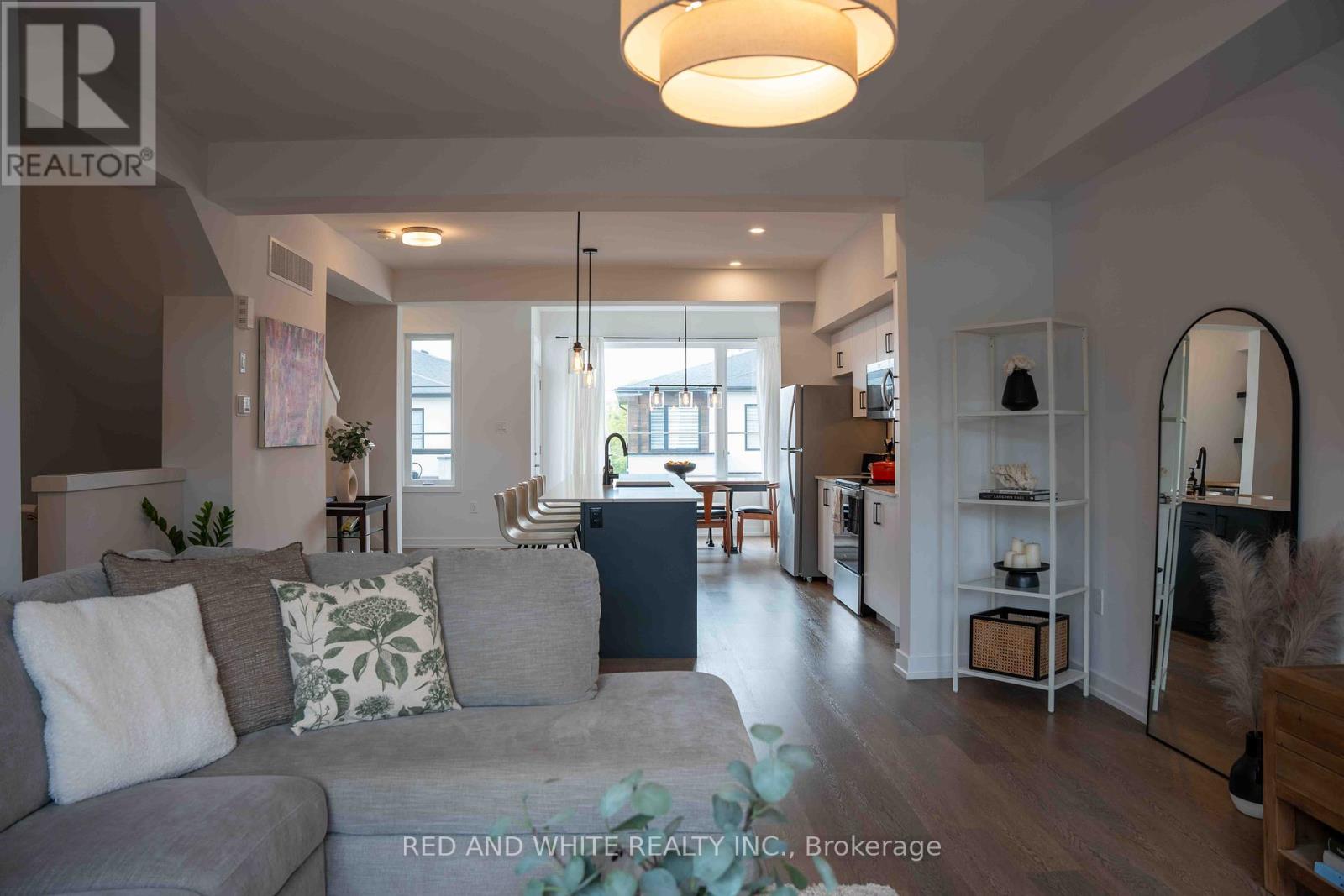Photo 7 of 25 350 River Road, Cambridge ON