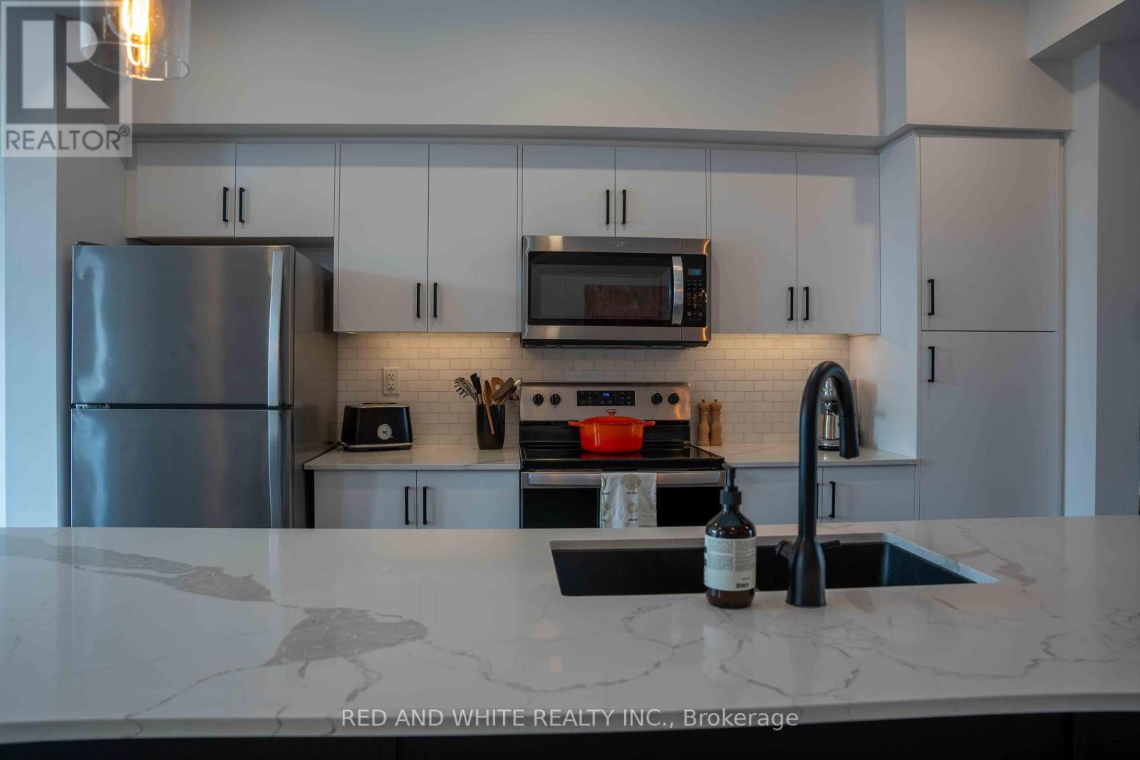 Photo 9 of 25 350 River Road, Cambridge ON