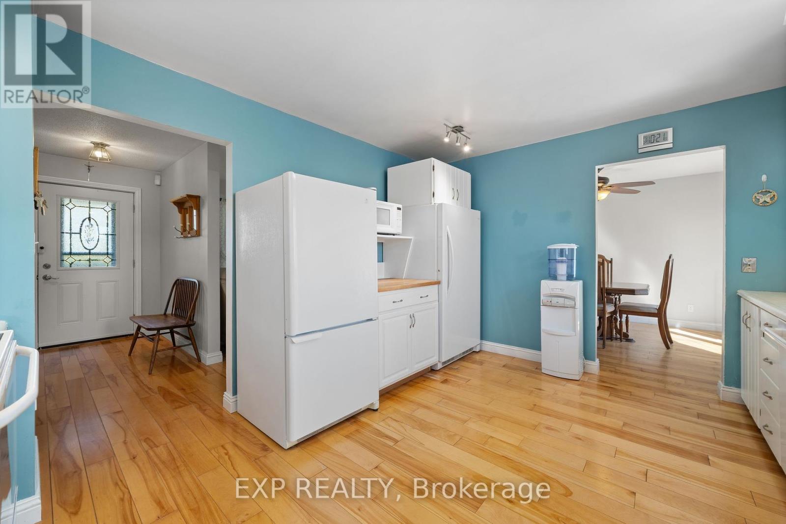 Photo 12 of 112 Stoco Road, Tweed ON
