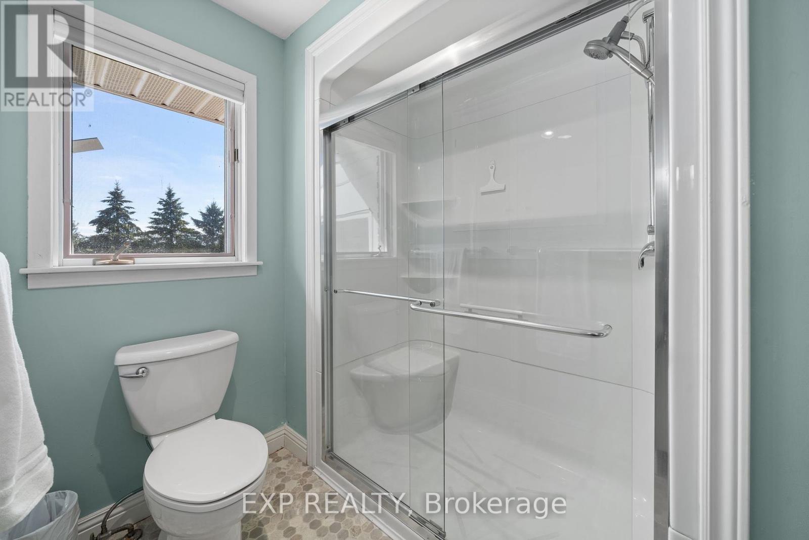 Photo 17 of 112 Stoco Road, Tweed ON