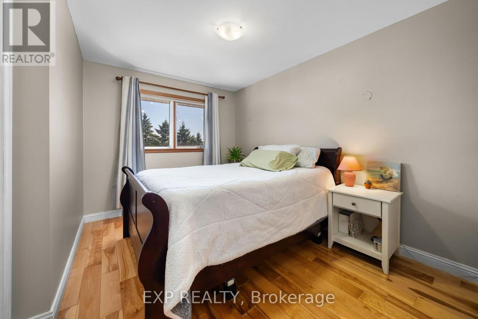 Photo 20 of 112 Stoco Road, Tweed ON