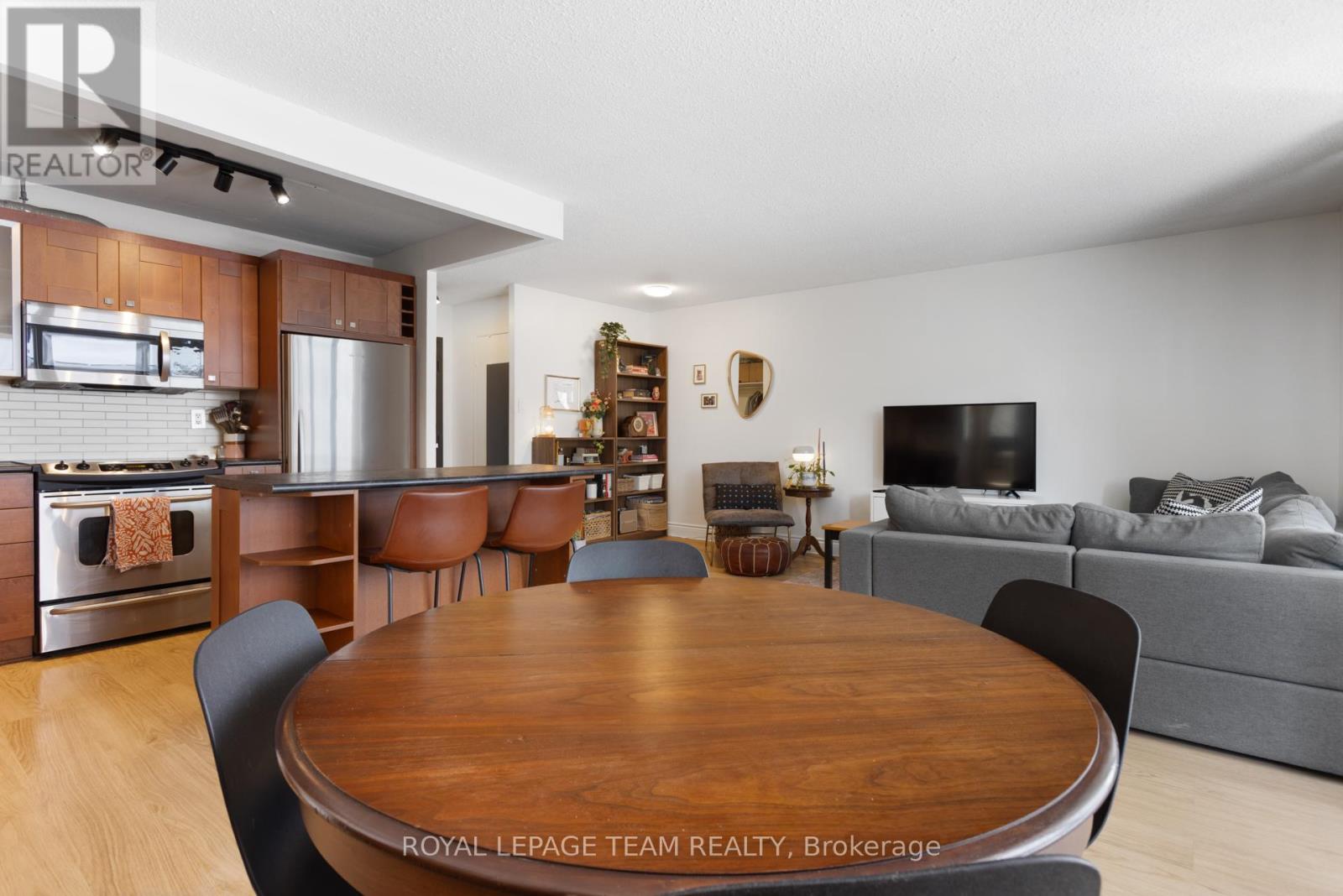 Photo 14 of 503 141 Somerset Street W, Ottawa ON
