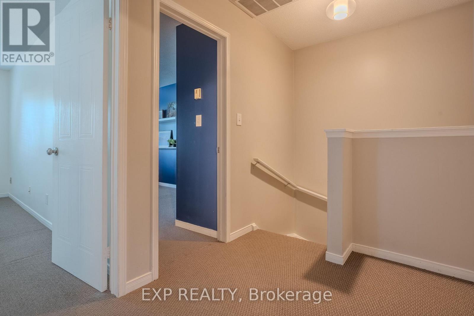 Photo 11 of 8 38 Elma Street, St Catharines ON