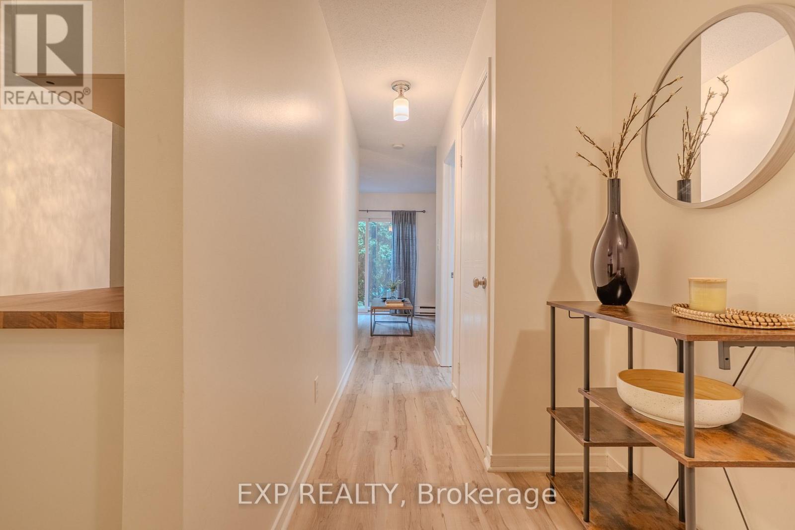 Photo 4 of 8 38 Elma Street, St Catharines ON
