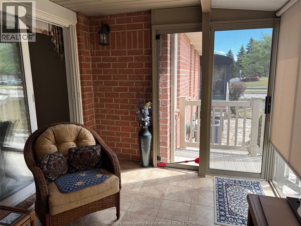 Photo 11 of 11285 Firgrove Drive, Windsor ON