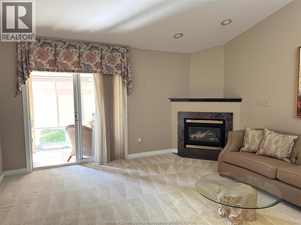 Photo 5 of 11285 Firgrove Drive, Windsor ON
