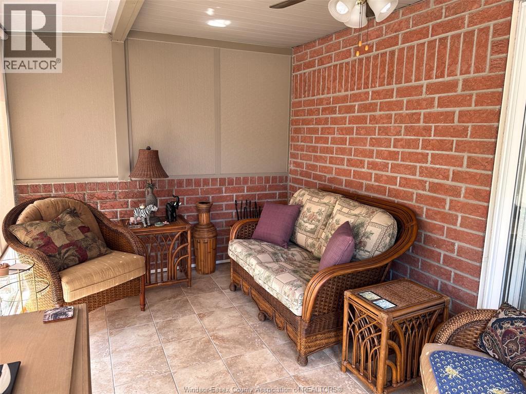 Photo 10 of 11285 Firgrove Drive, Windsor ON