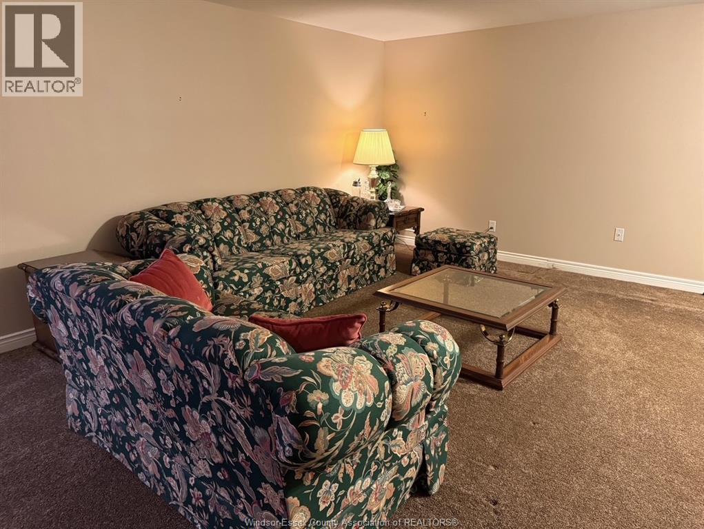 Photo 31 of 11285 Firgrove Drive, Windsor ON