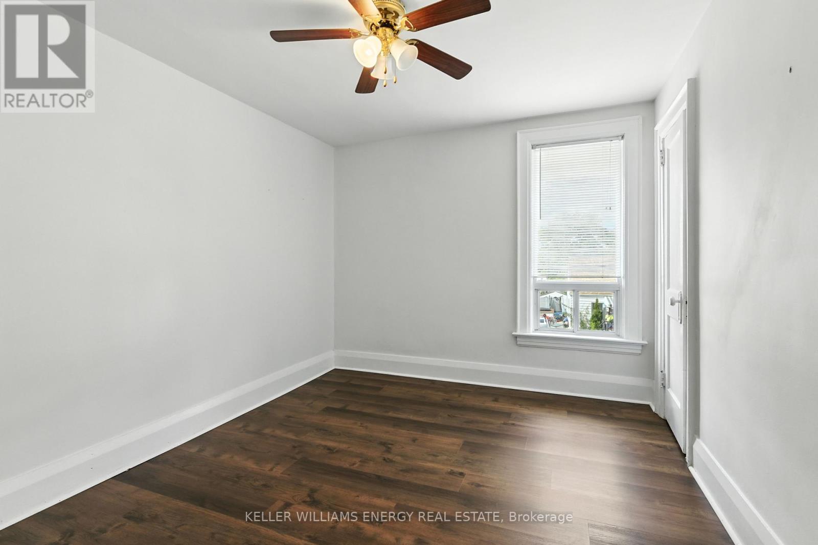 Photo 14 of 217 Drew Street, Oshawa ON