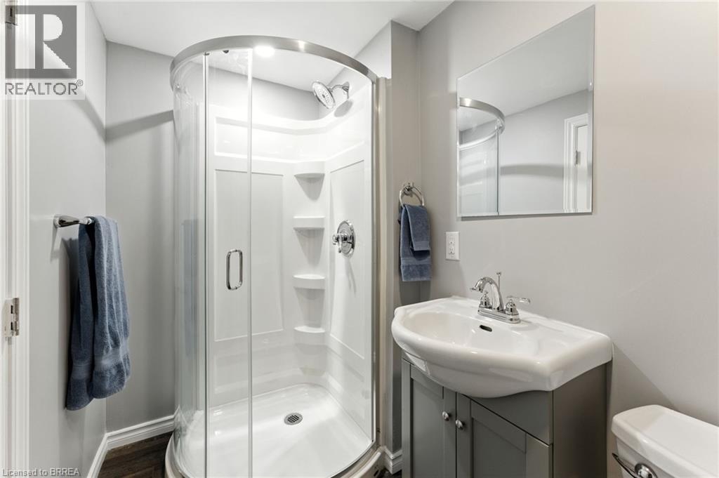 Photo 43 of 91 Abbey Close, Ancaster ON