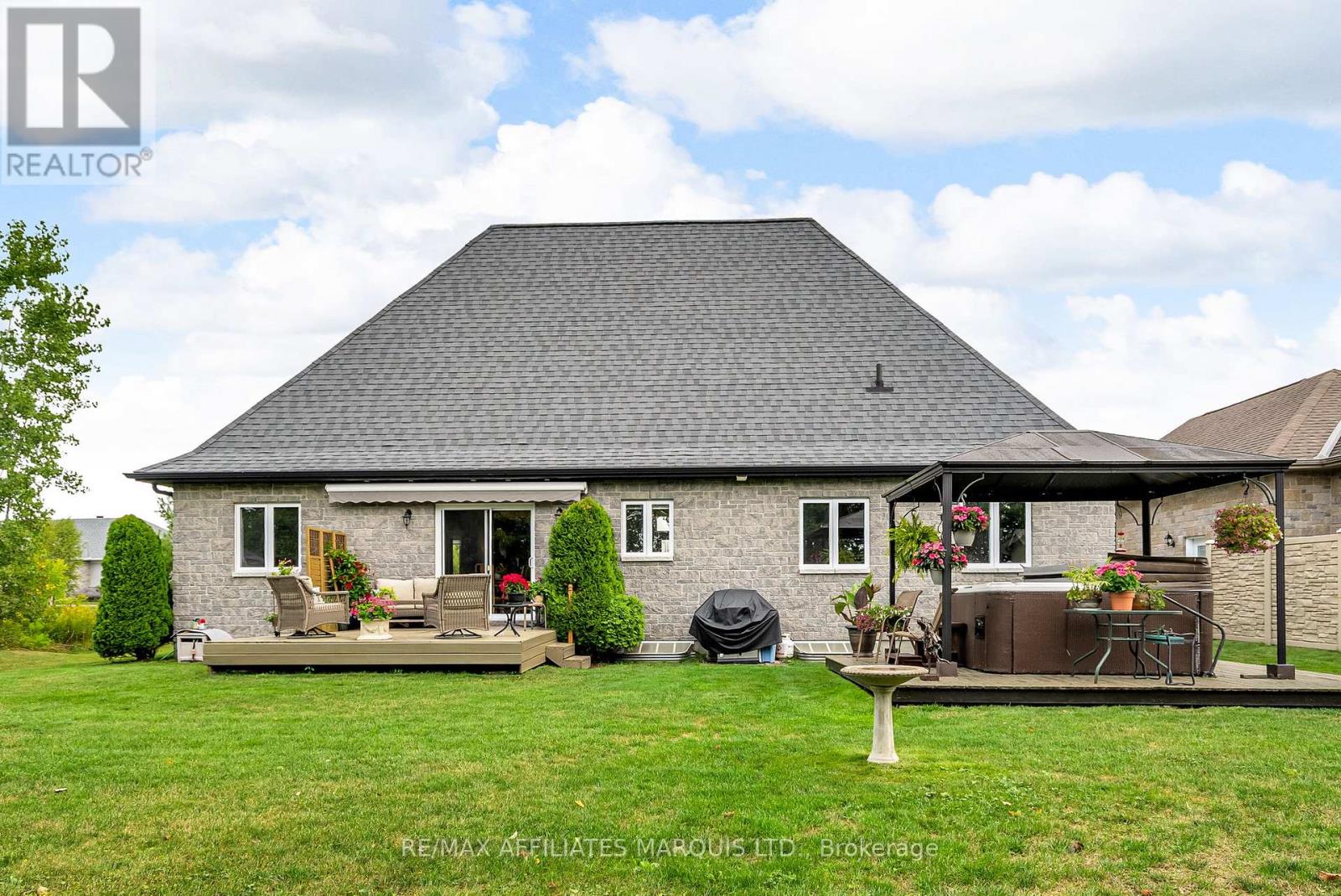 Photo 39 of 6708 Yacht Boulevard, Cornwall ON