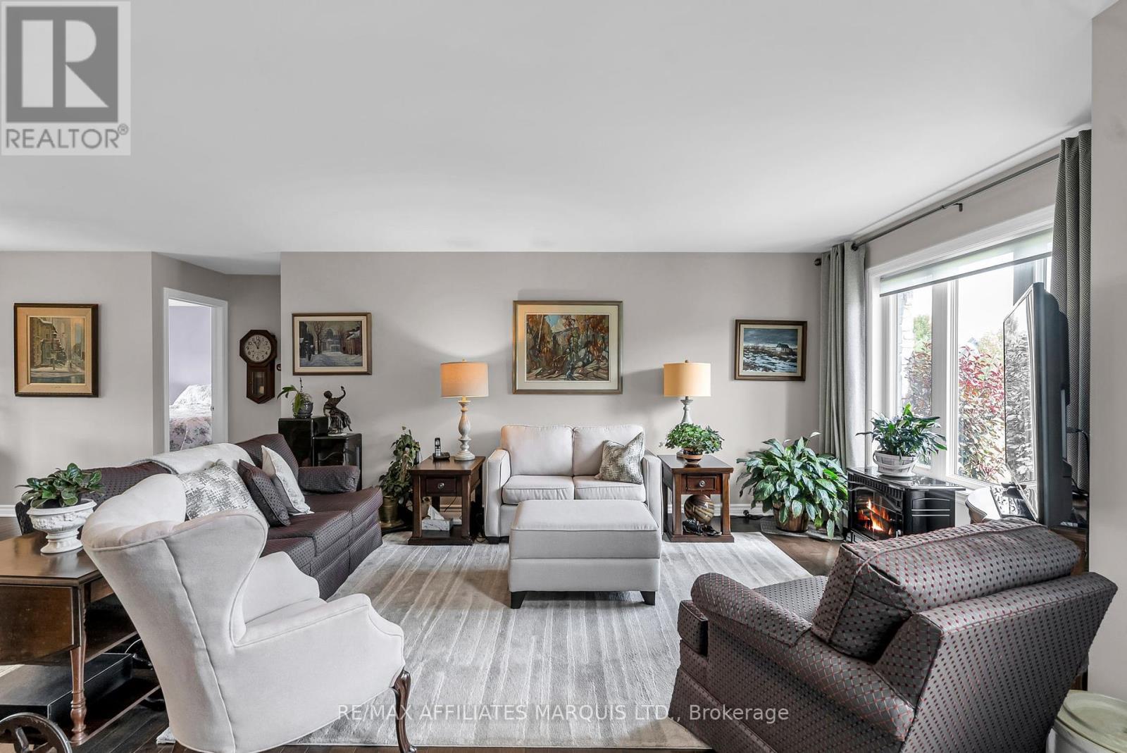 Photo 7 of 6708 Yacht Boulevard, Cornwall ON