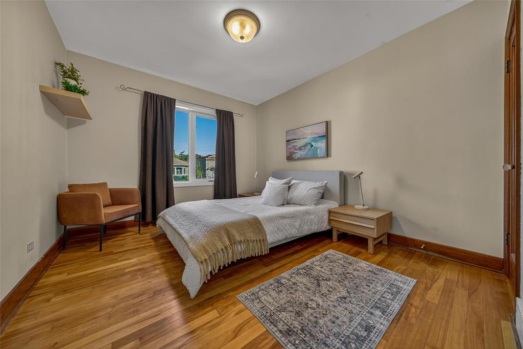 Photo 7 of 68 Harrowby Avenue, Winnipeg MB