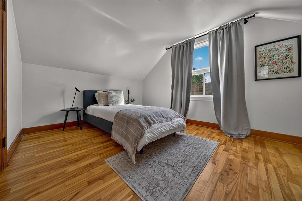 Photo 18 of 68 Harrowby Avenue, Winnipeg MB