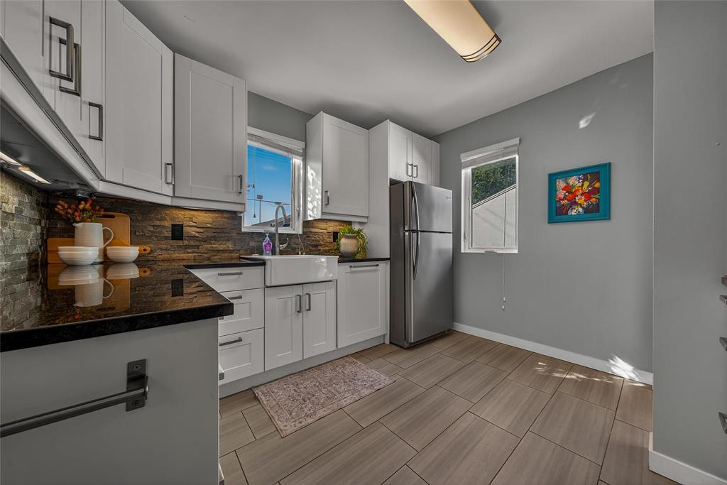 Photo 10 of 68 Harrowby Avenue, Winnipeg MB