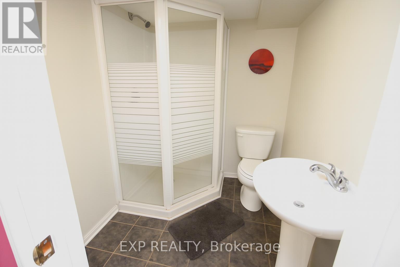 Photo 16 of 511 St Felix Street, Cornwall ON