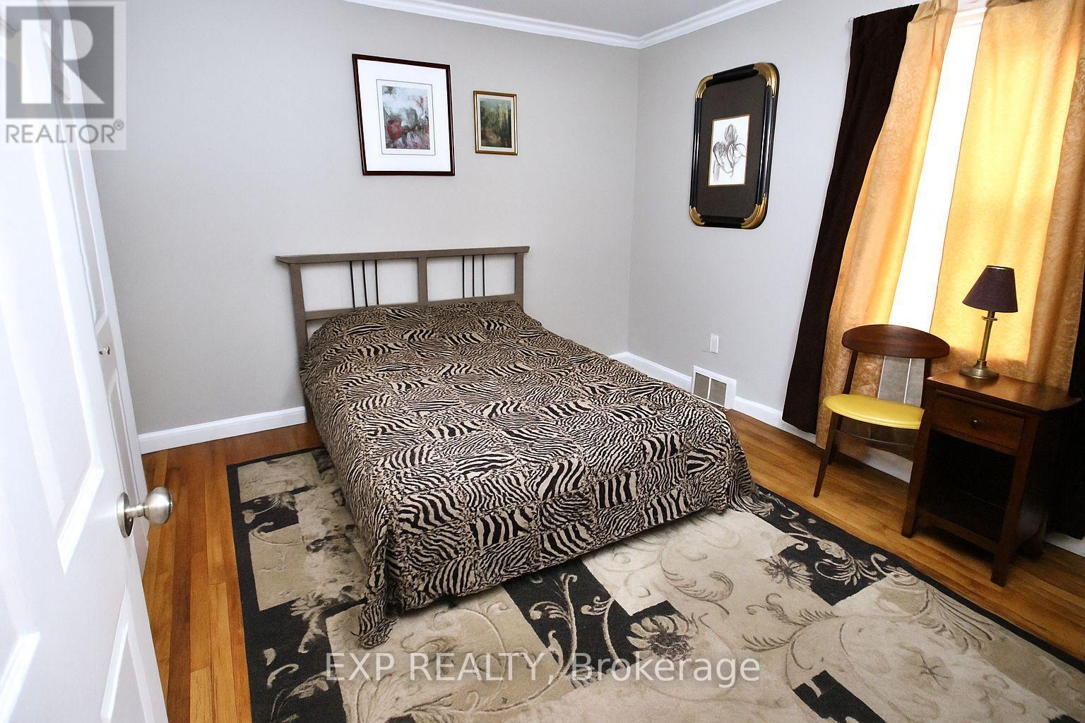 Photo 9 of 511 St Felix Street, Cornwall ON
