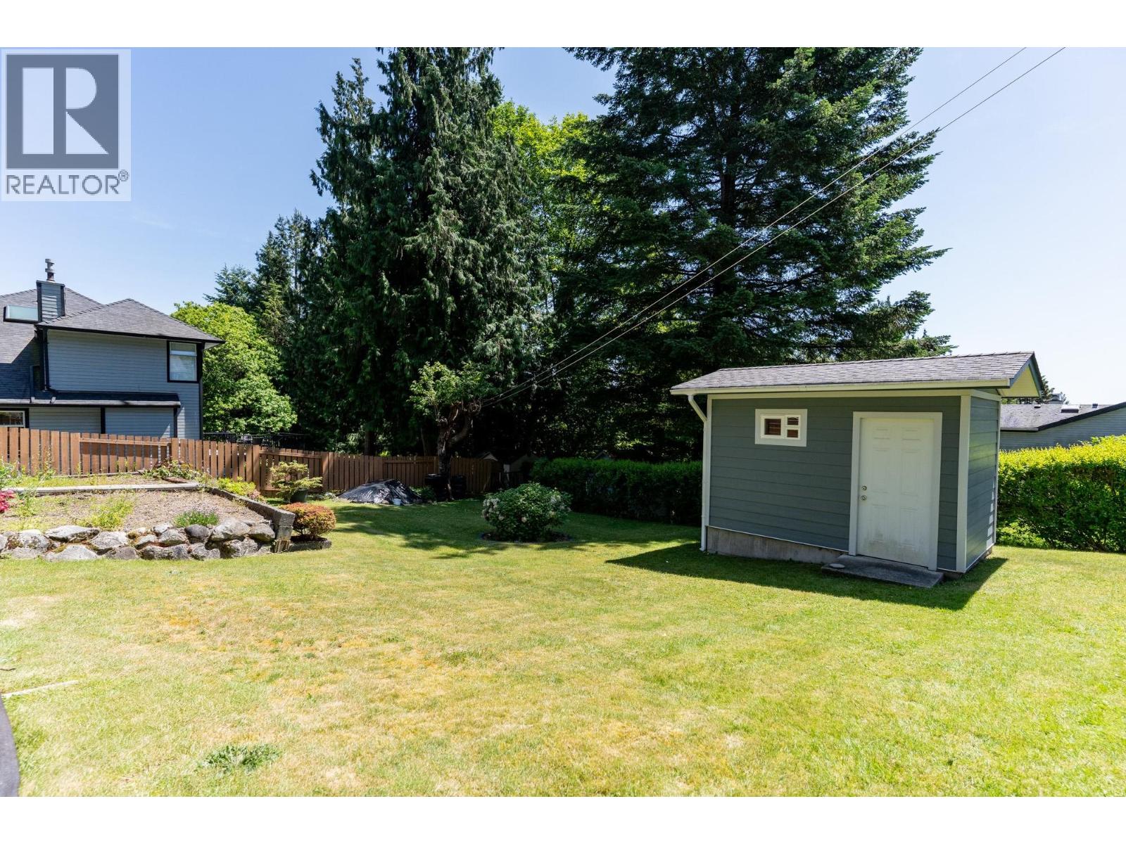 Photo 14 of 4370 Mountain Highway, North Vancouver BC