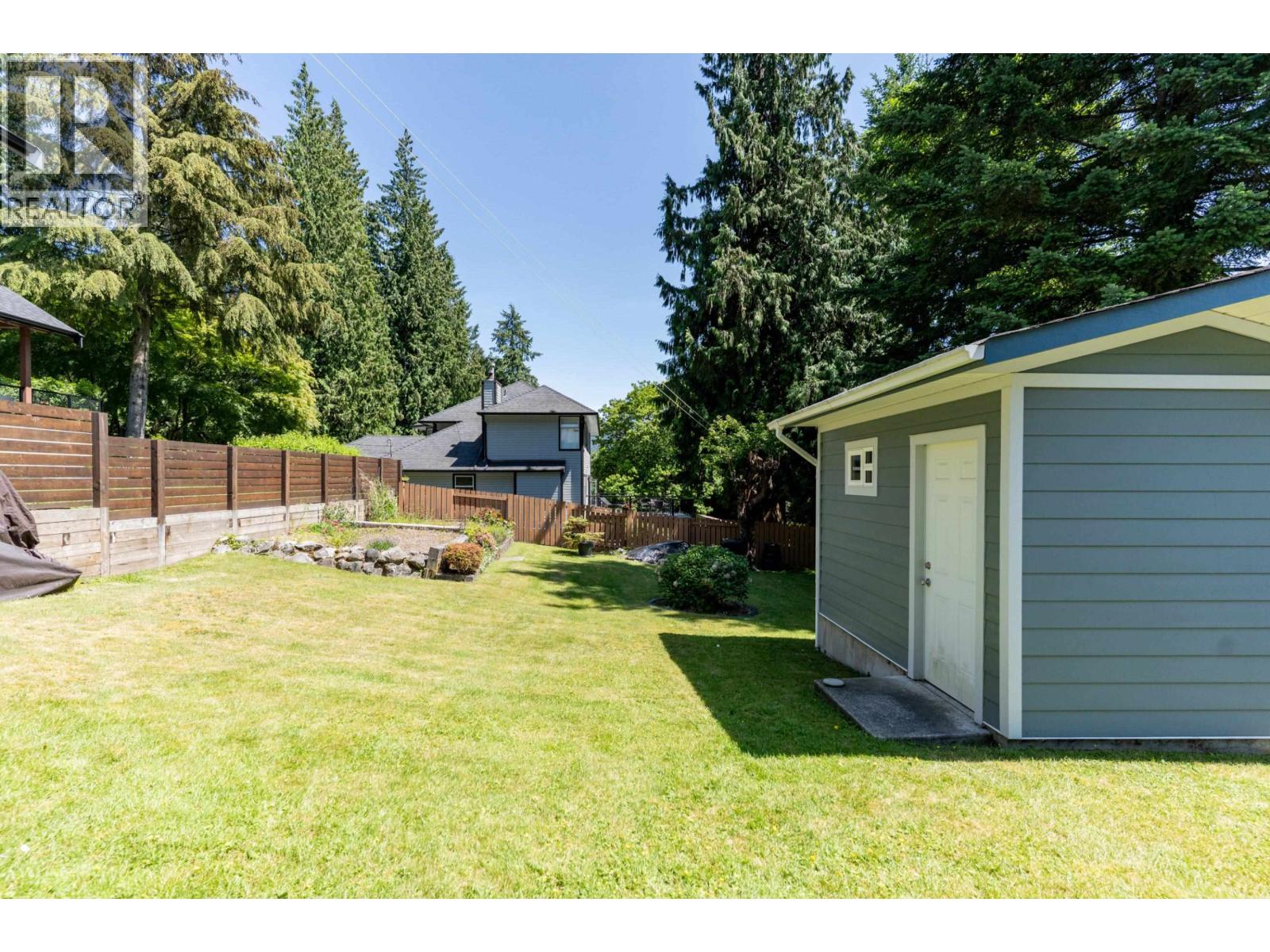 Photo 17 of 4370 Mountain Highway, North Vancouver BC