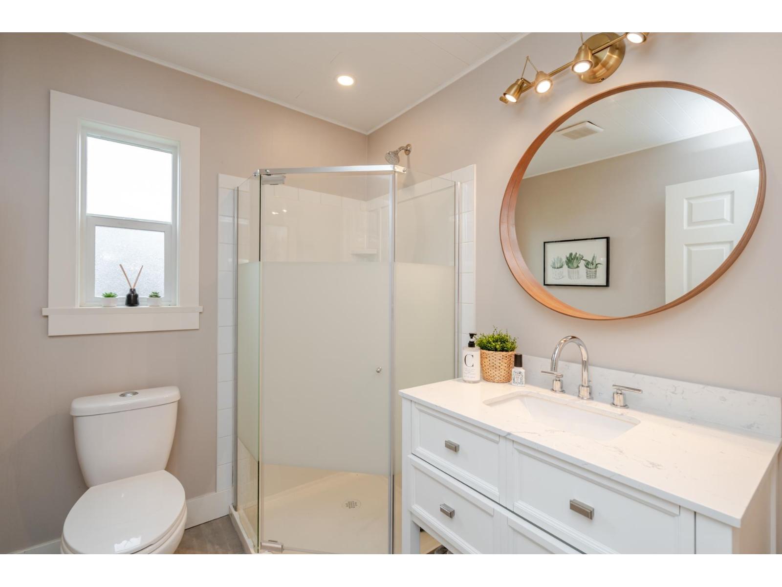 Photo 21 of 33986 Walnut Avenue, Abbotsford BC