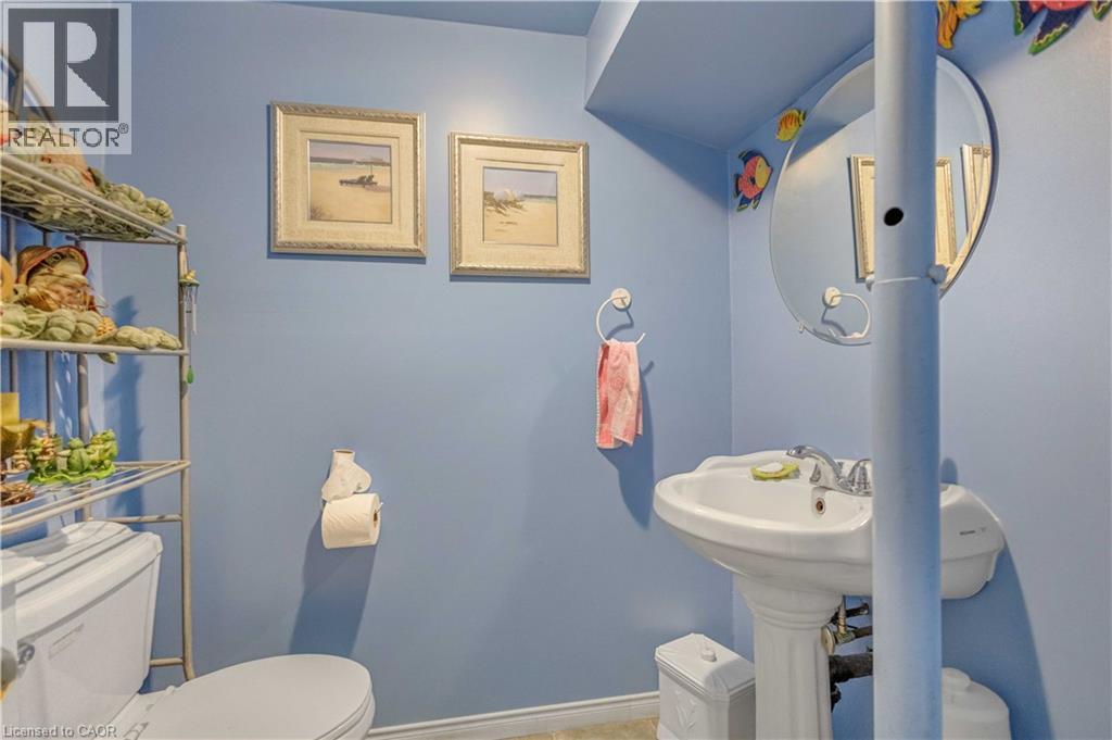 Photo 23 of 215 Glamis Road Unit 40, Cambridge ON