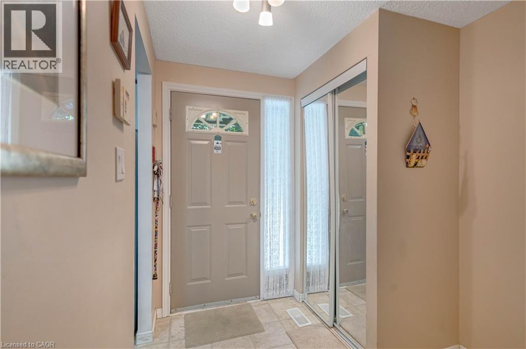 Photo 7 of 215 Glamis Road Unit 40, Cambridge ON