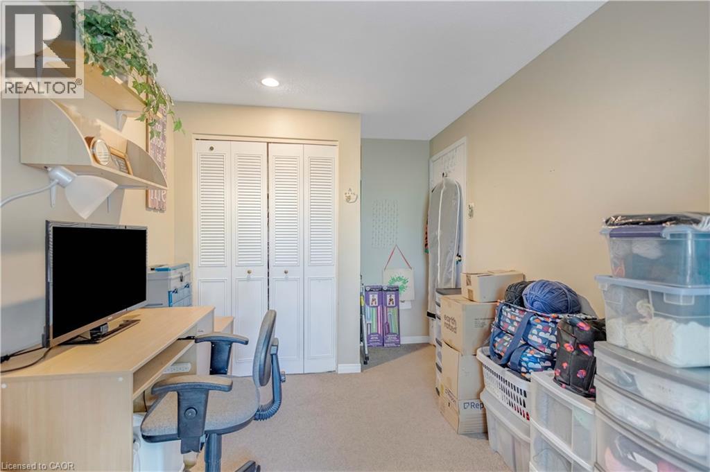 Photo 20 of 215 Glamis Road Unit 40, Cambridge ON