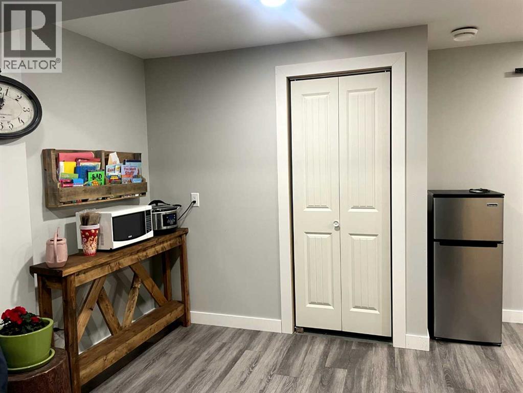 Photo 36 of 217 Buckskin Way, Cochrane AB