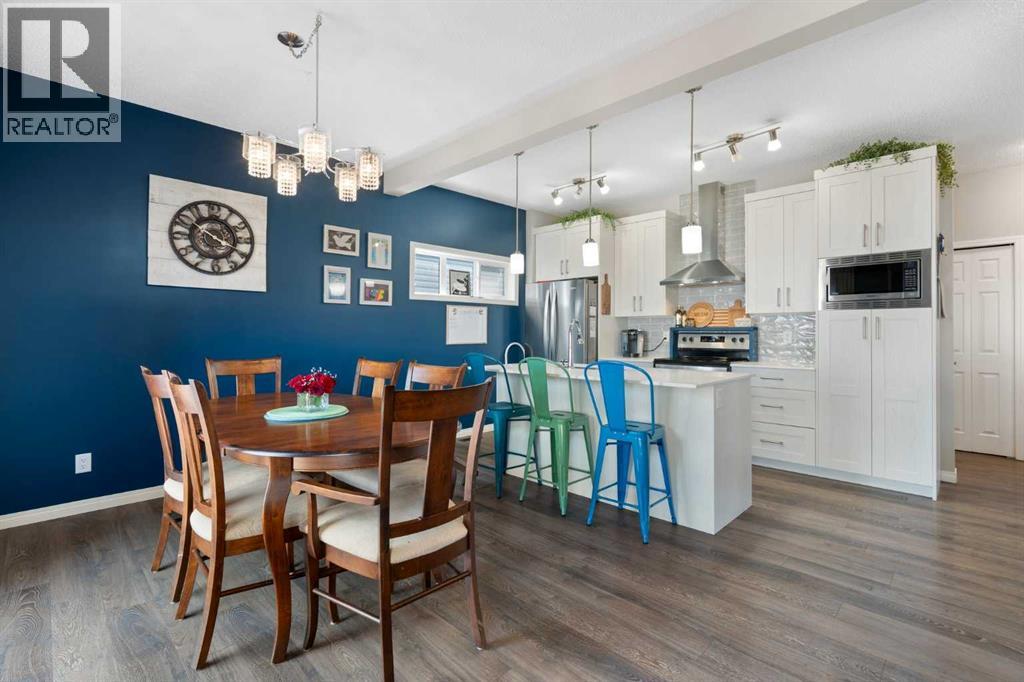 Photo 12 of 217 Buckskin Way, Cochrane AB