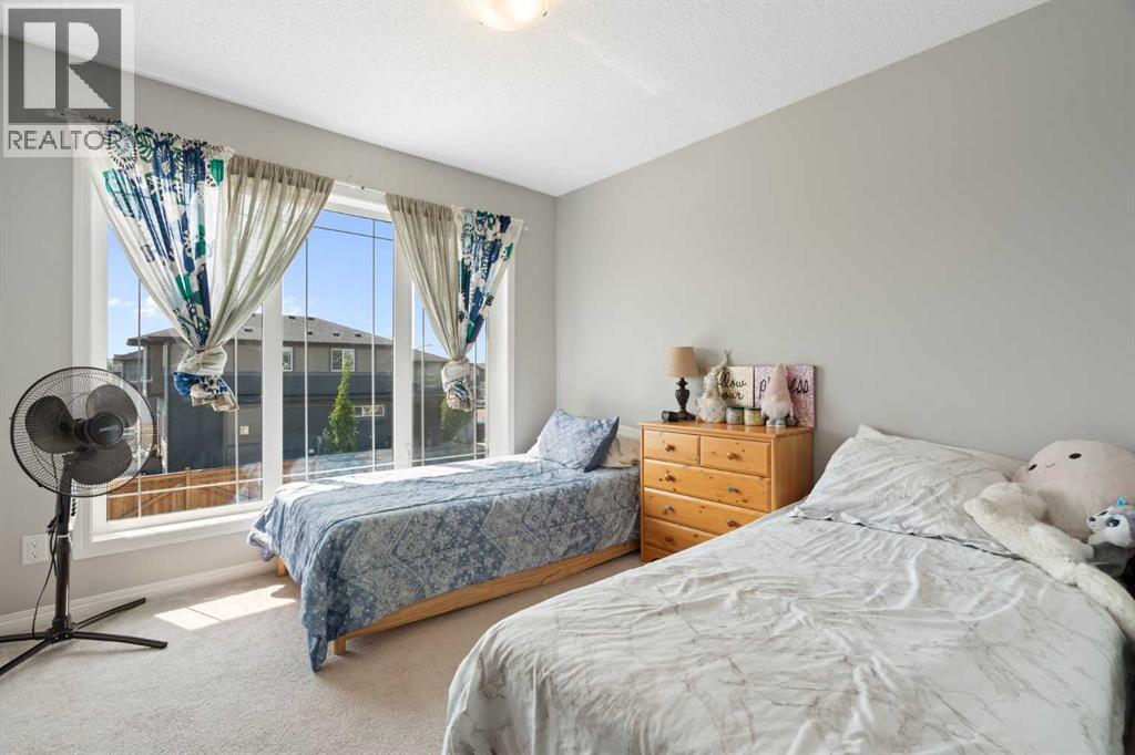 Photo 31 of 217 Buckskin Way, Cochrane AB
