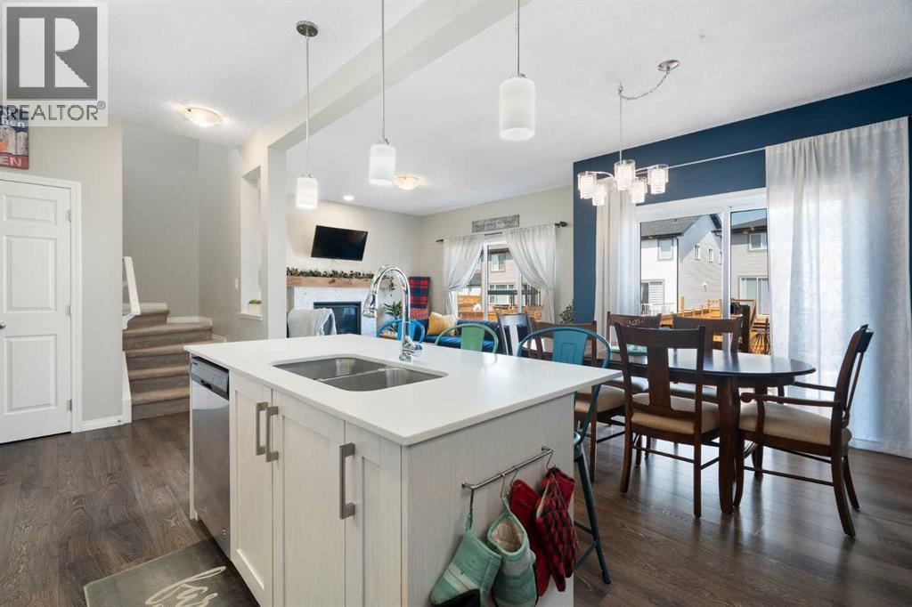 Photo 14 of 217 Buckskin Way, Cochrane AB