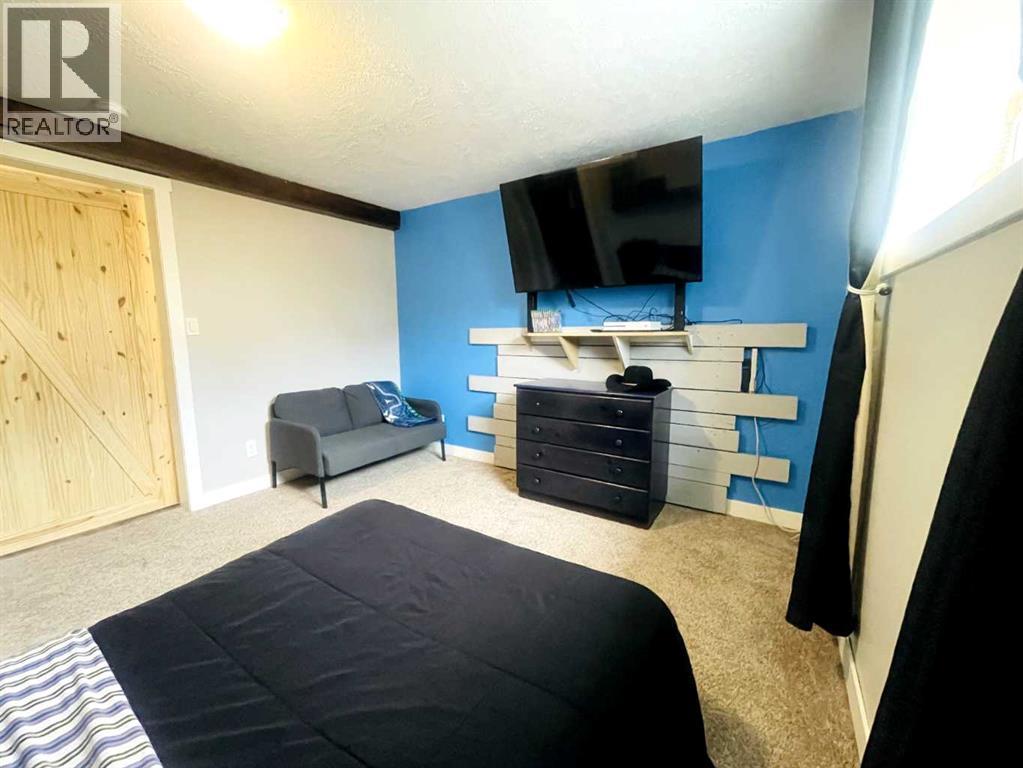 Photo 39 of 217 Buckskin Way, Cochrane AB