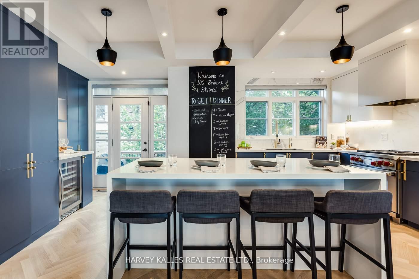 Photo 16 of 106 Belmont Street, Toronto ON