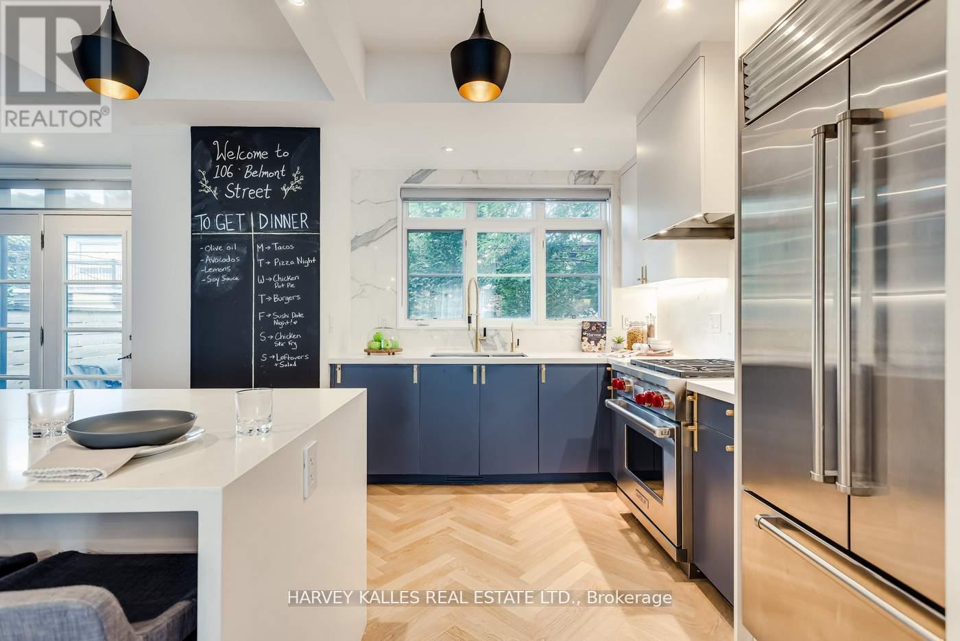 Photo 17 of 106 Belmont Street, Toronto ON