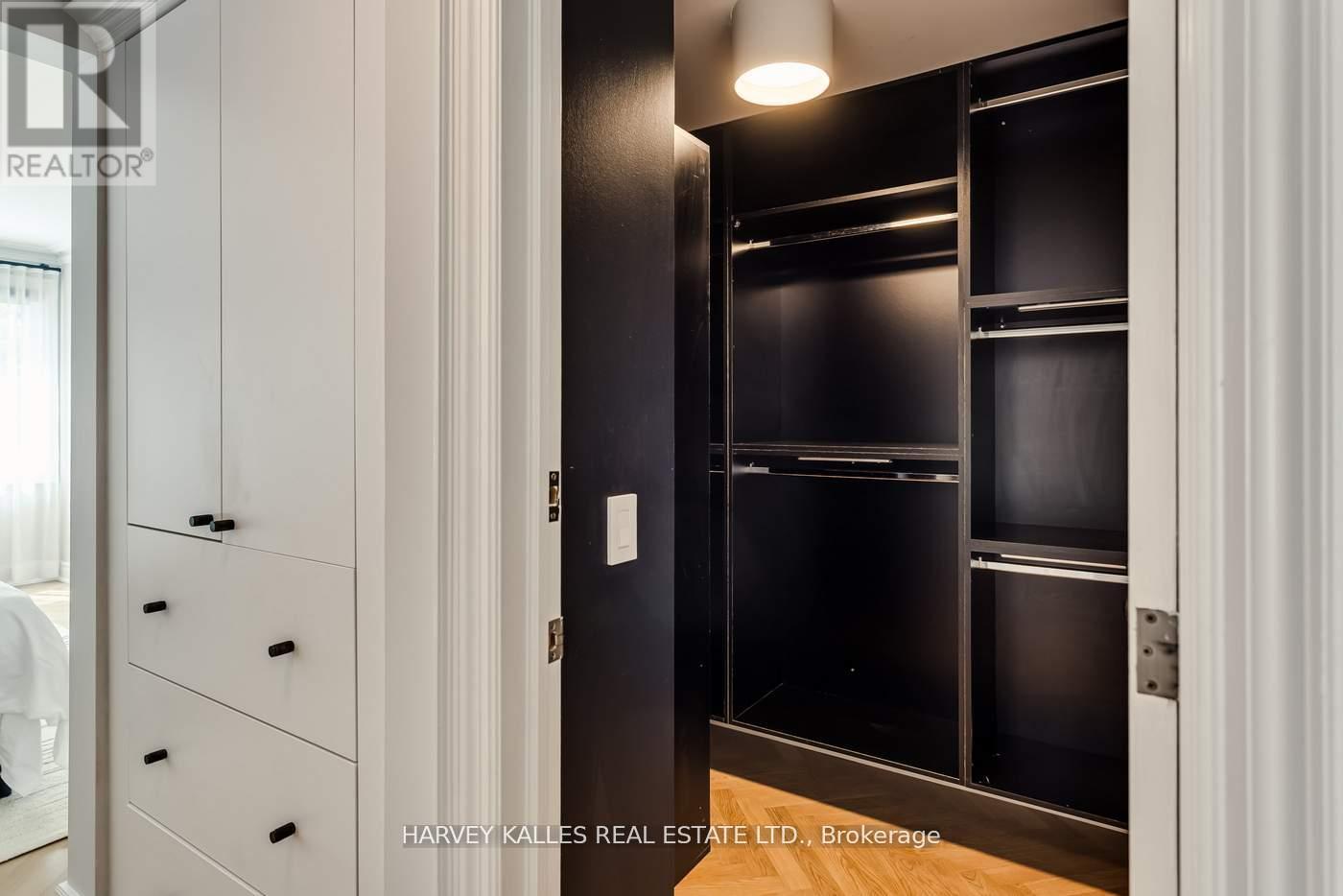 Photo 28 of 106 Belmont Street, Toronto ON