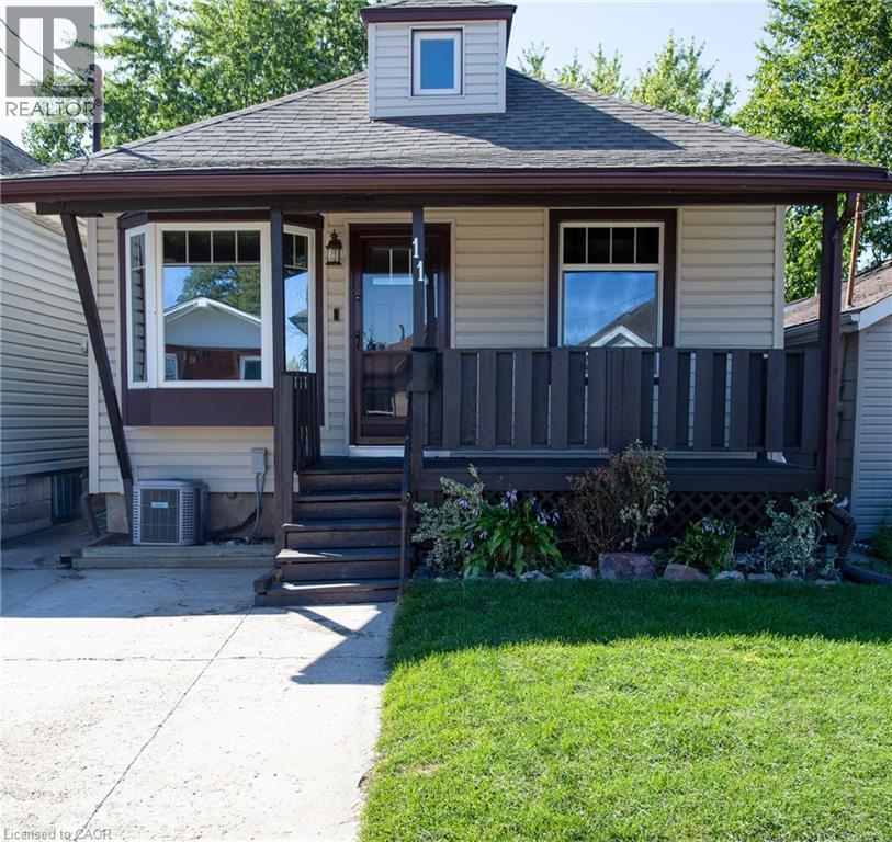 Photo 1 of 11 Robins Avenue, Hamilton ON