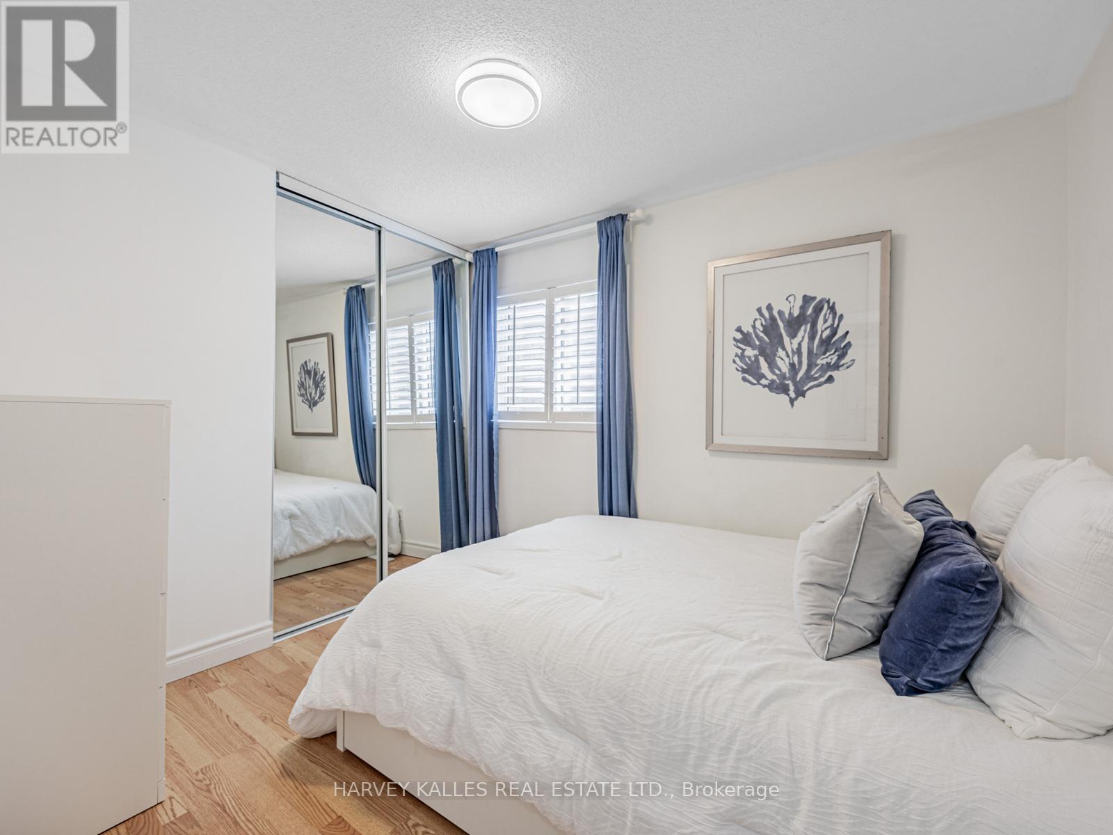 Photo 19 of 10 Hibbard Dr Street, Ajax ON