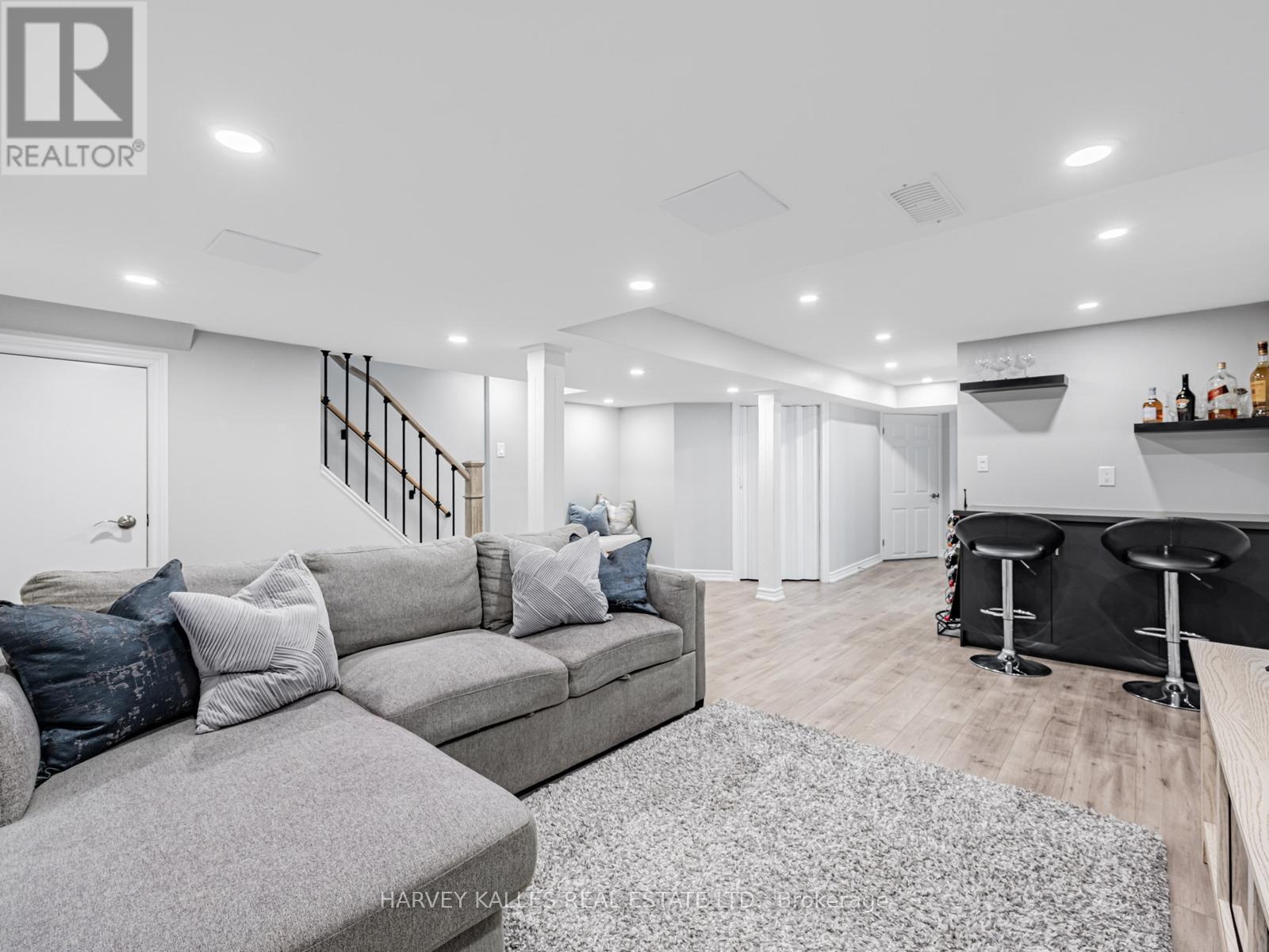 Photo 28 of 10 Hibbard Dr Street, Ajax ON