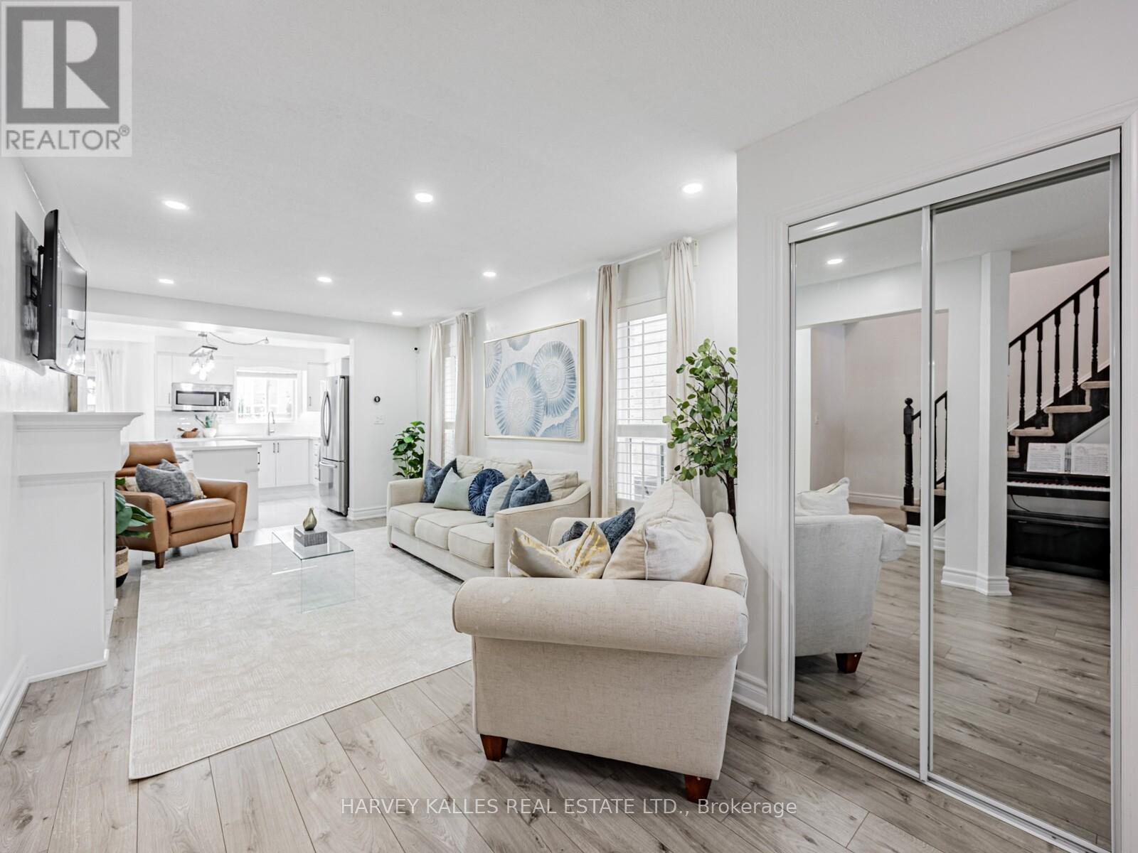 Photo 5 of 10 Hibbard Dr Street, Ajax ON