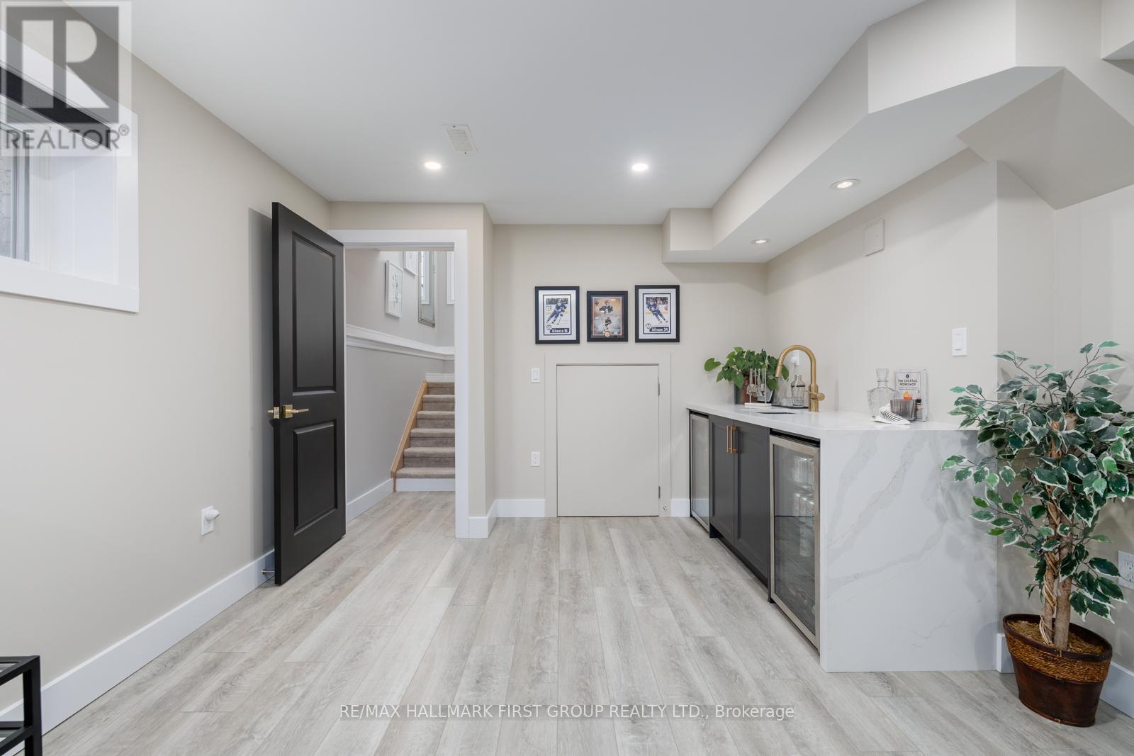 Photo 29 of 27 Louis Way, Scugog ON