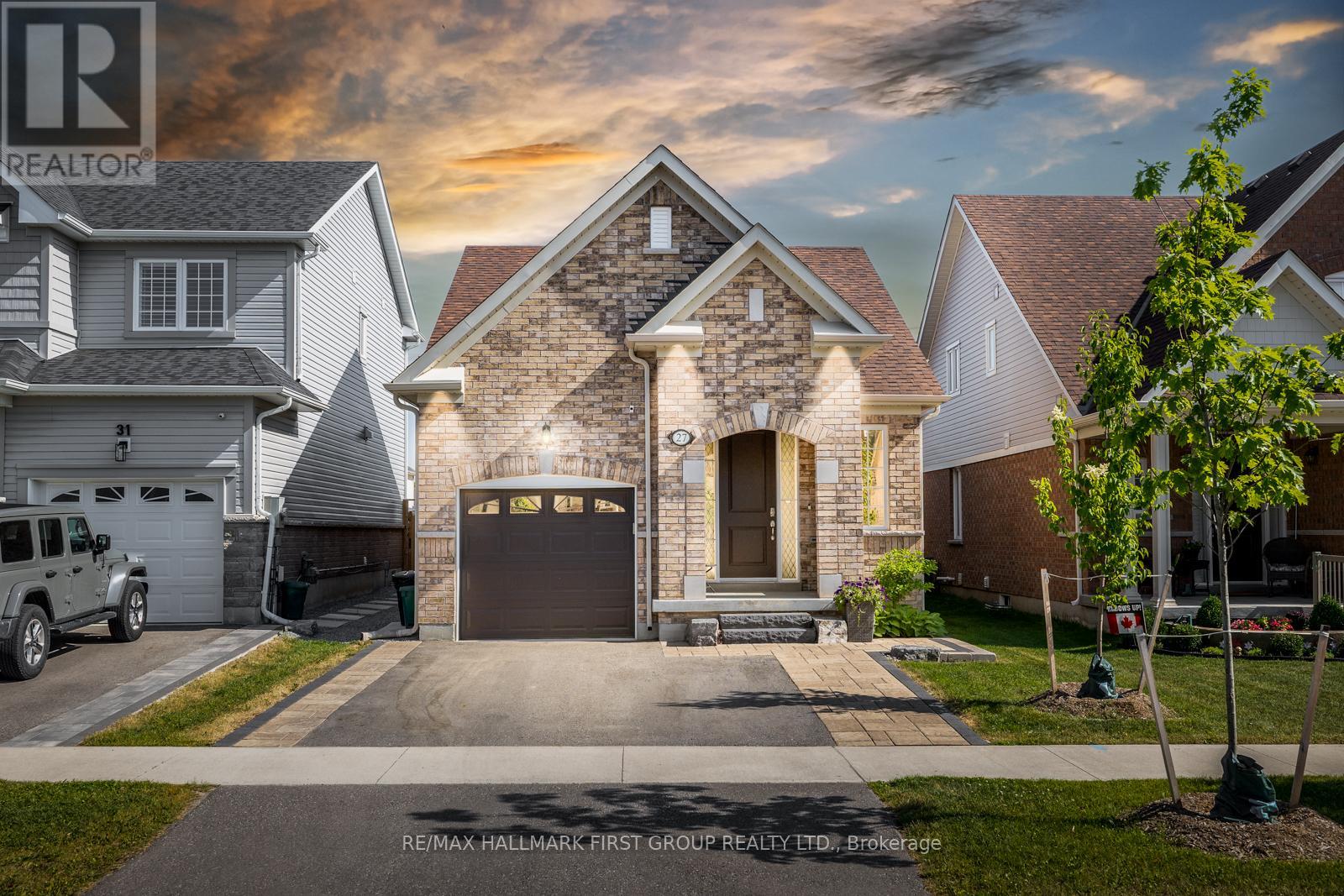 Photo 3 of 27 Louis Way, Scugog ON