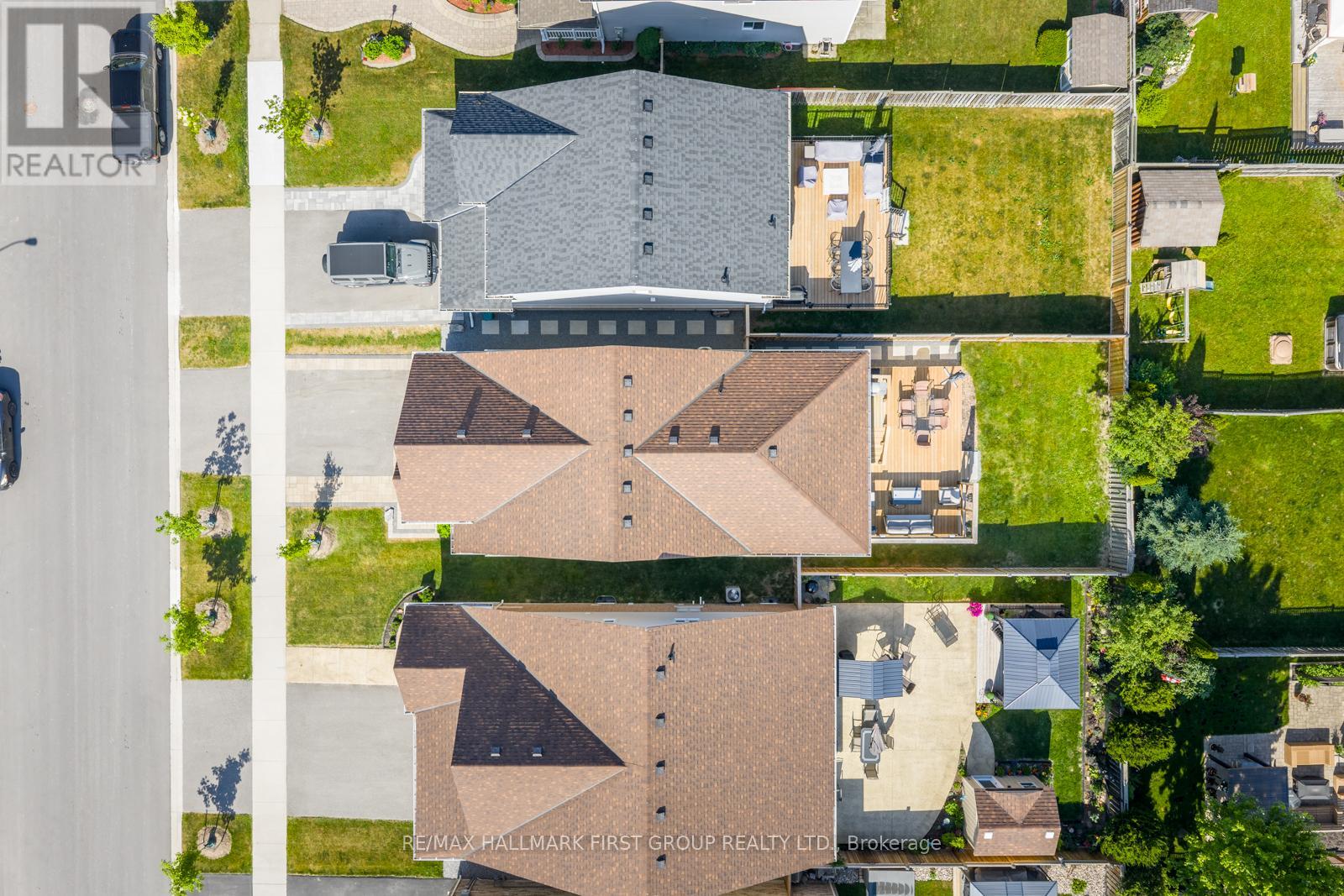 Photo 47 of 27 Louis Way, Scugog ON