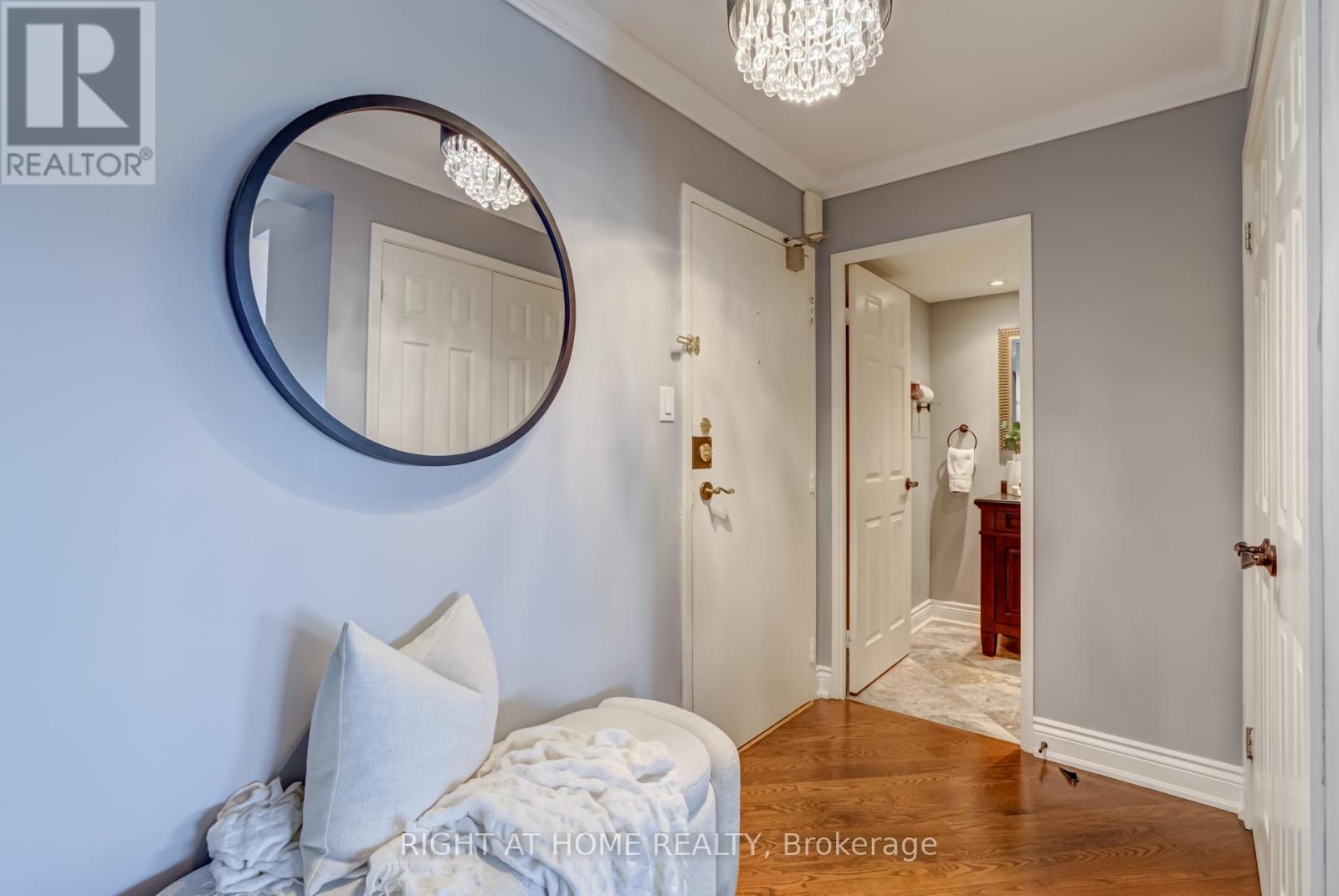 Photo 23 of 707 65 Skymark Drive, Toronto ON