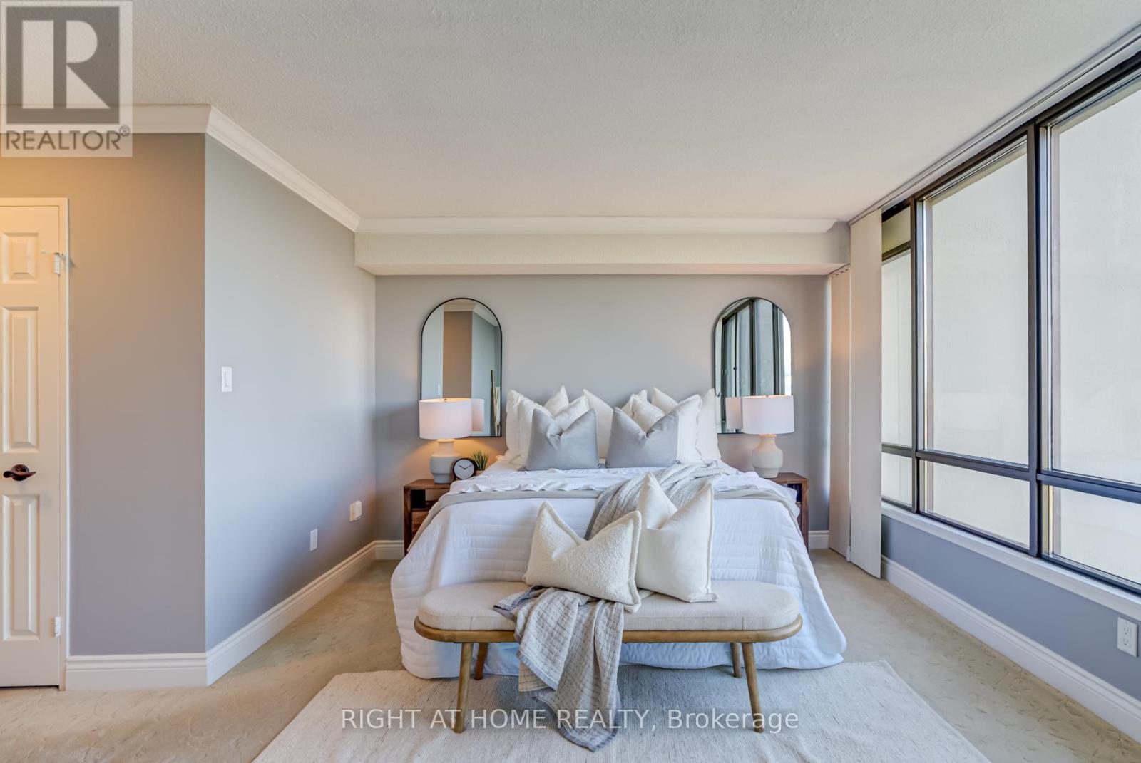 Photo 26 of 707 65 Skymark Drive, Toronto ON
