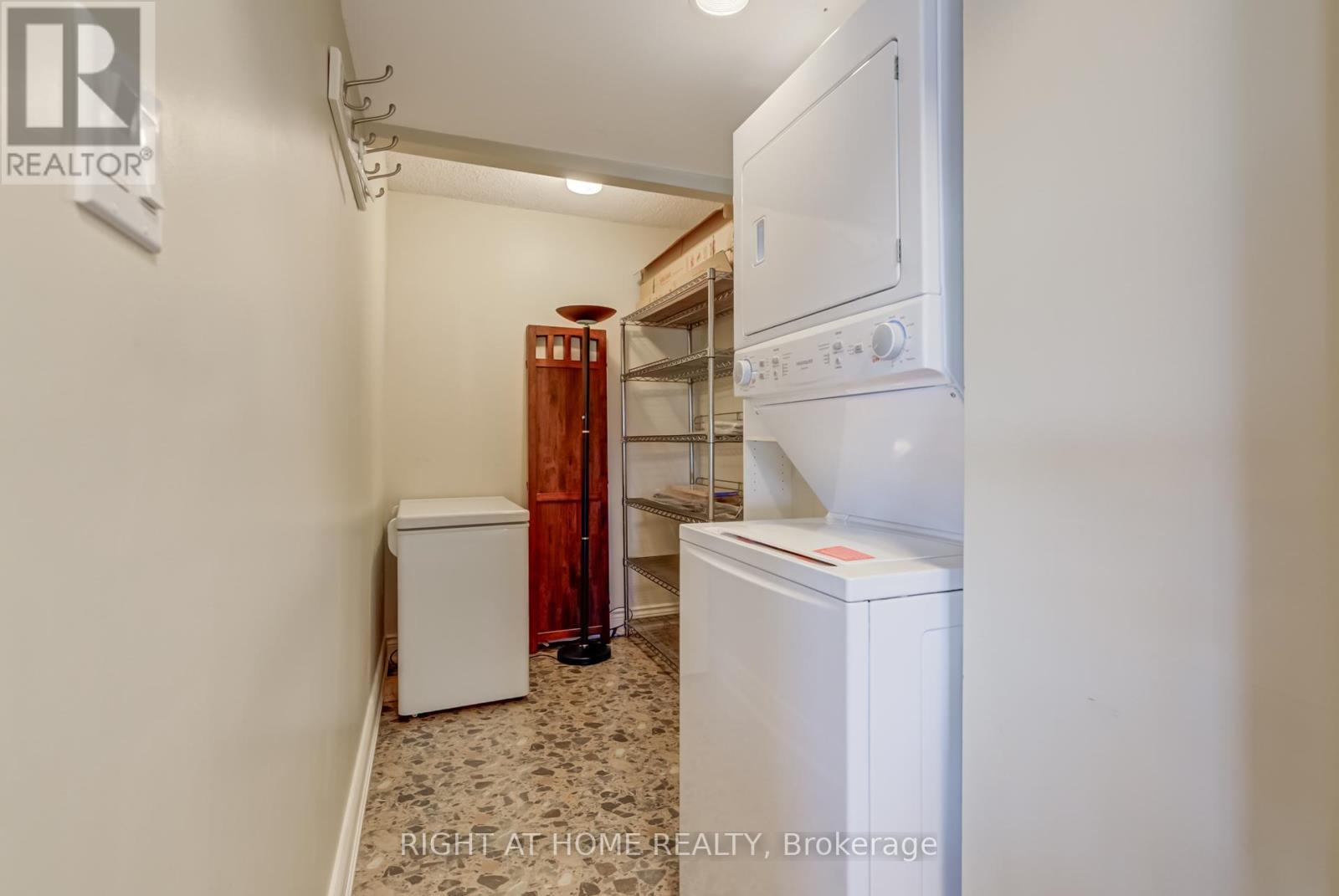 Photo 32 of 707 65 Skymark Drive, Toronto ON