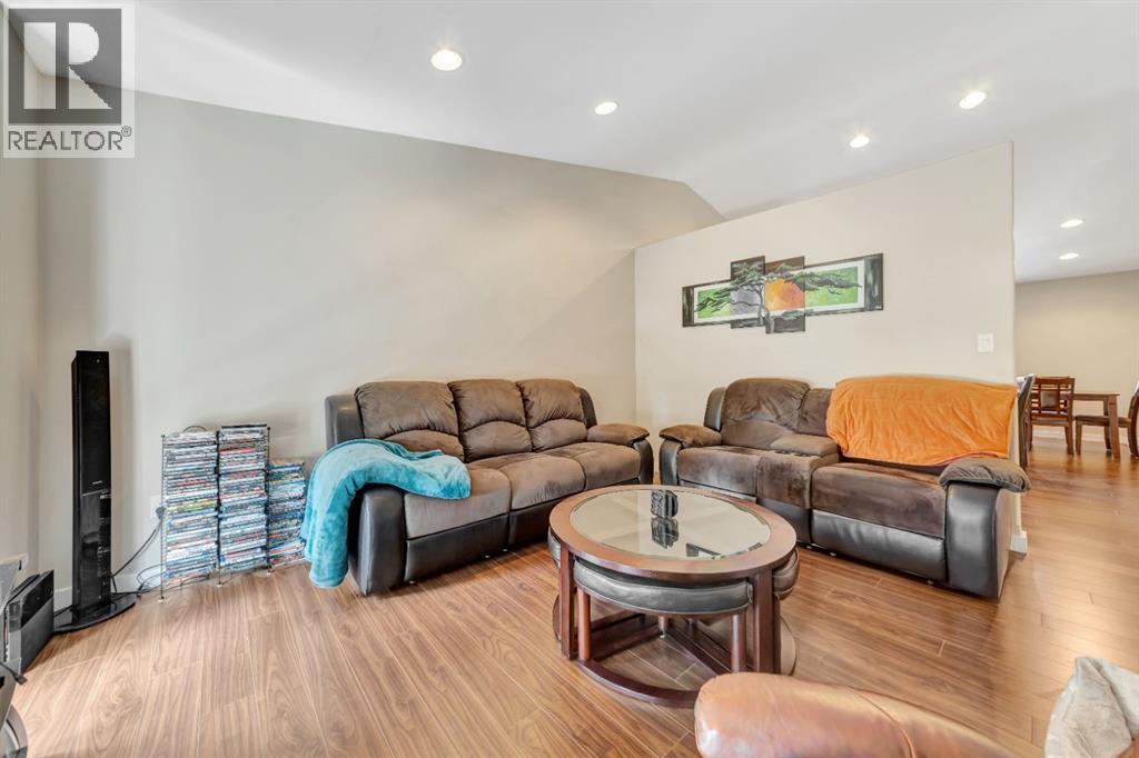 Photo 6 of 5208 51 Avenue, Blackfoot AB