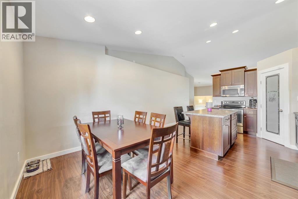 Photo 9 of 5208 51 Avenue, Blackfoot AB