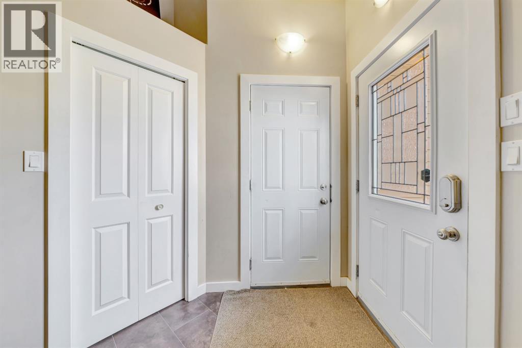 Photo 4 of 5208 51 Avenue, Blackfoot AB
